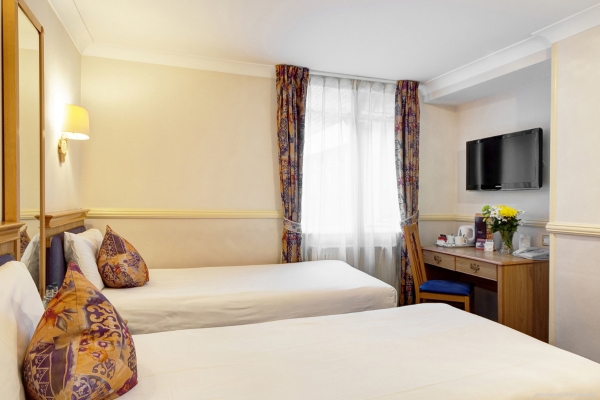 Hotel Berjaya Eden Park
